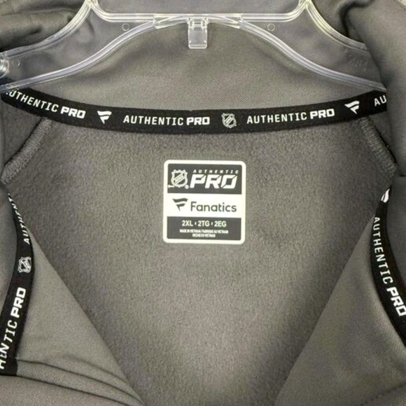 Fanatics NHL Pro Vegas Golden Knights full zip jacket Size XXL (NWOT) - Picture 4 of 7